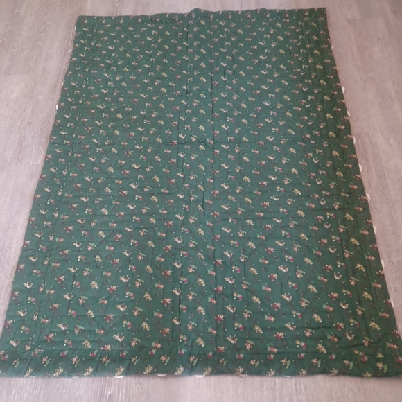 Handmade Quilt Norman Rockwell Christmas Lace Ribbon 56" X 41" - Picture 4 of 5